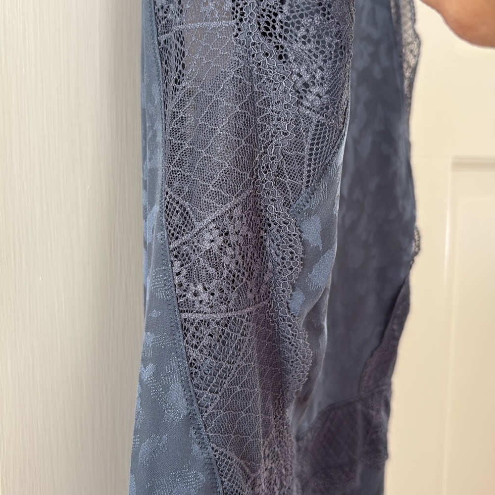 Zadig & Voltaire size XS Navy leopard printed woven silk (100% Silk). - Picture 8 of 11